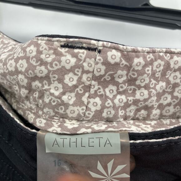 Athleta Dipper Hiking Bermuda Black Nylon Stretch Shorts Women’s 16 - Picture 10 of 16